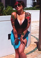 Dors Feline gets her boobs oiled up by the pool