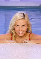 Big breasted blonde teenie toying