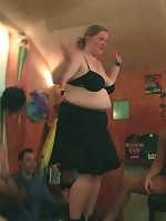 Bar sex with BBW sluts that love it